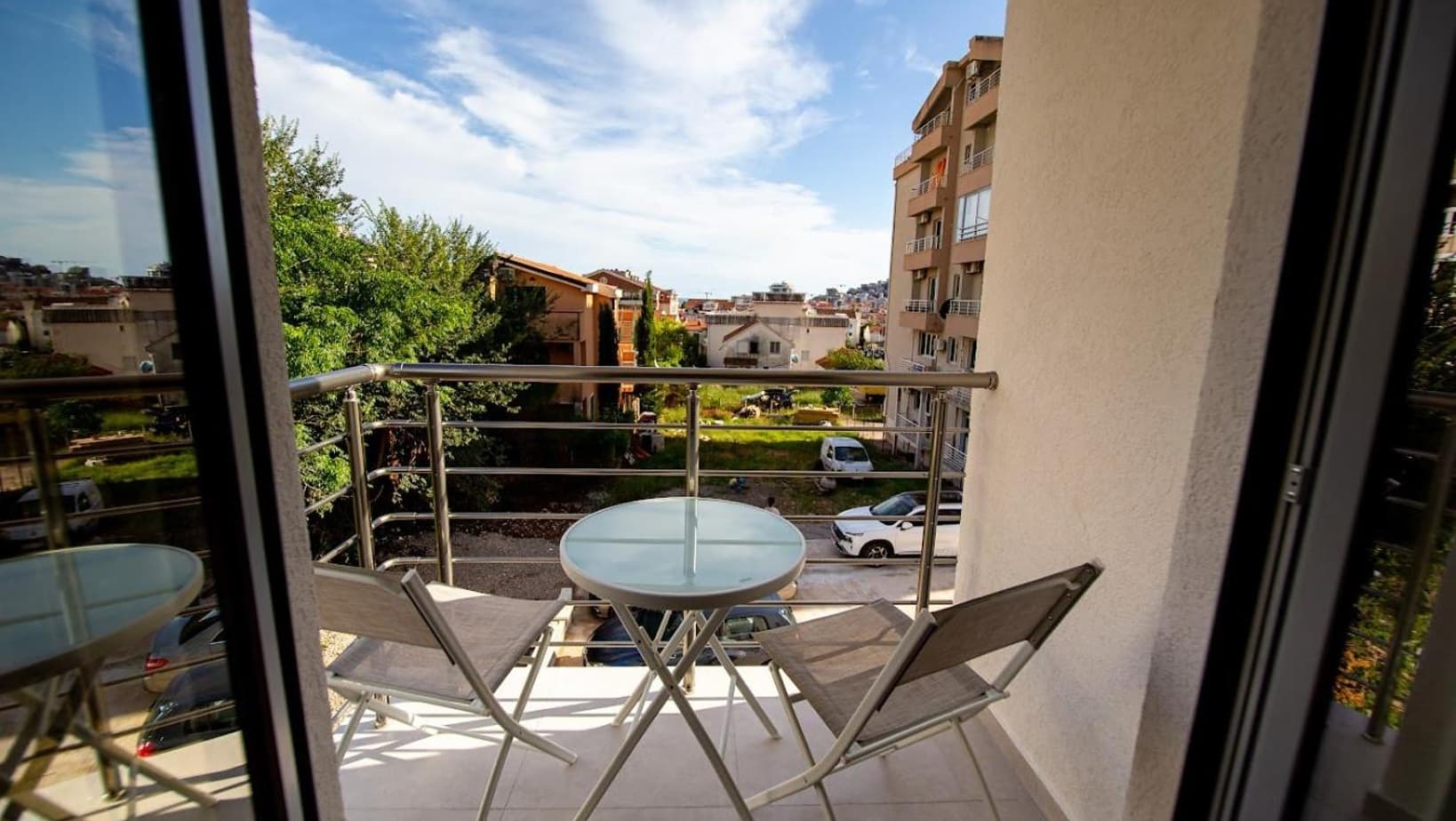 🏨 𝗔𝗽𝗮𝗿𝘁𝗺𝗲𝗻𝘁𝘀 𝗦𝗼𝗳𝗶𝗷𝗮